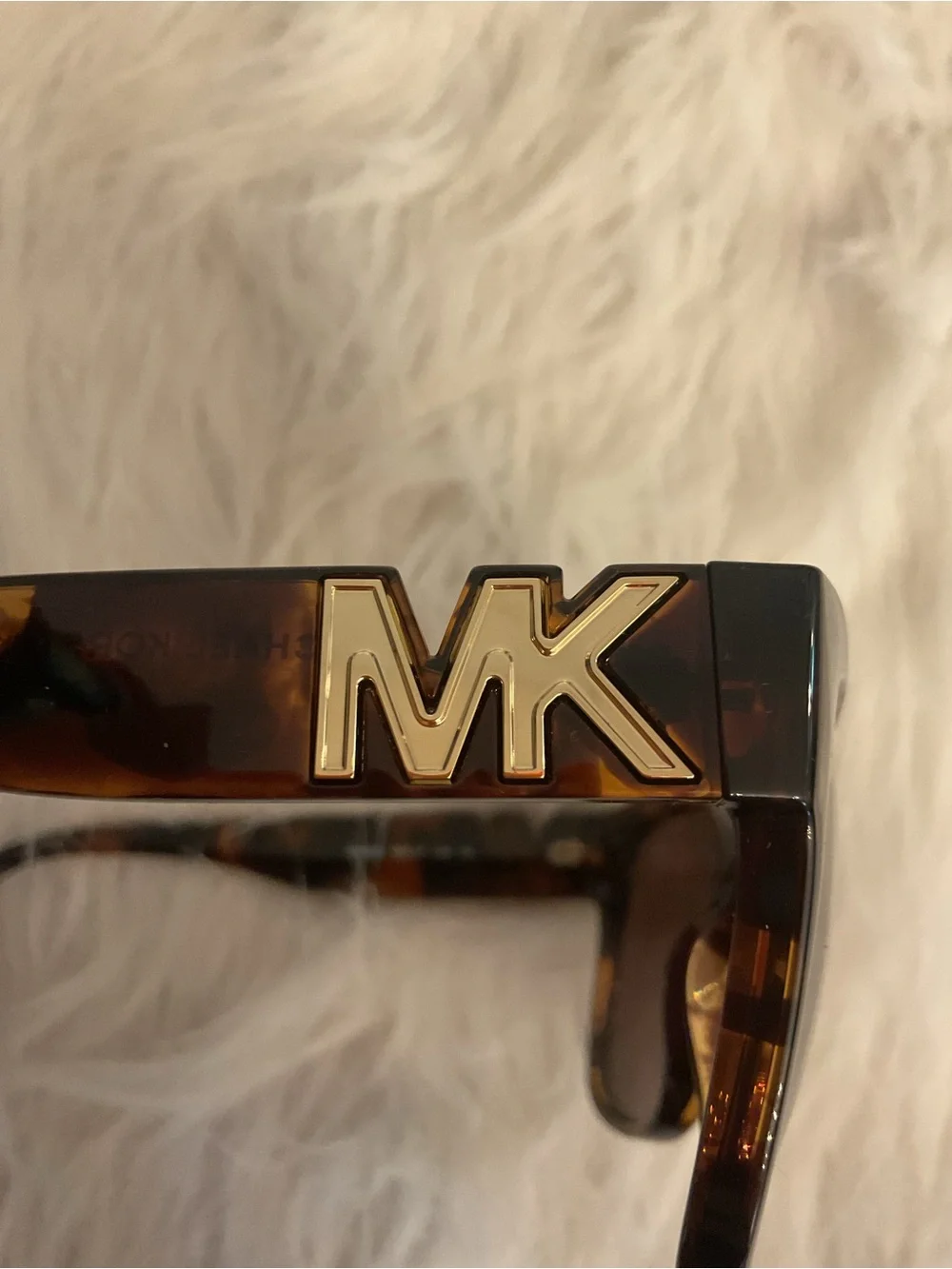 MICHAEL KORS Lucky Bay Sunglasses